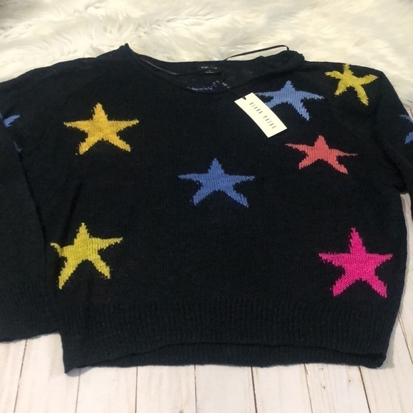Blank Paige Star Sweater size M NWT - Picture 3 of 8